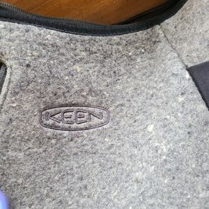 Keen wool bag